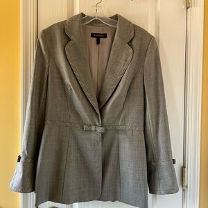 Escada Women's Elegant Gray Jacket/ Blazer